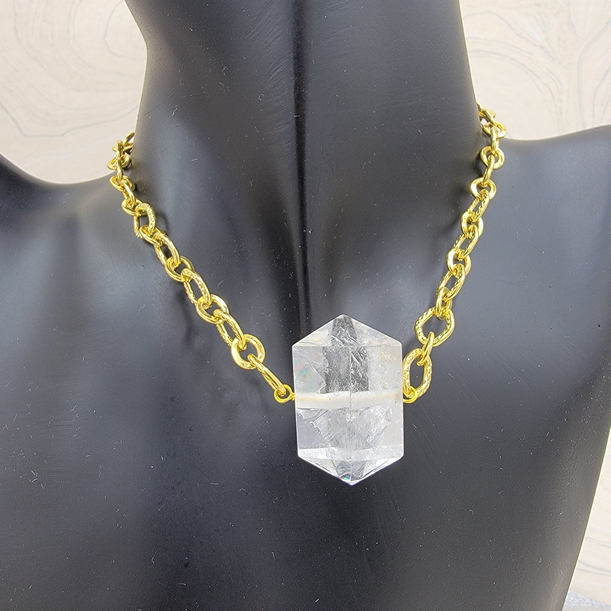 Clear Quartz | Gold Goddess Chunky Necklace - Spiral Circle