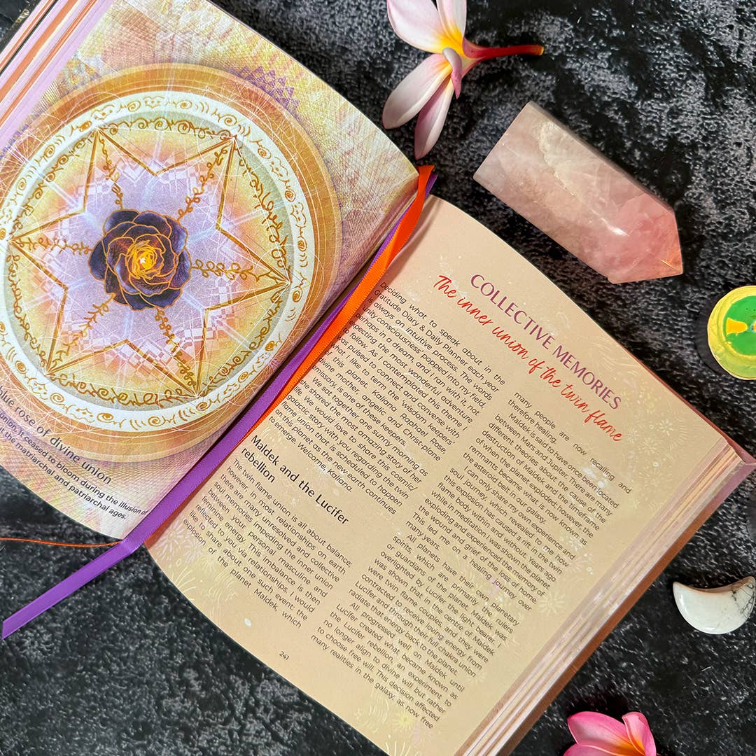 2026 Gratitude Diary and Daily Planner Calendar by Melanie Spears - Spiral Circle