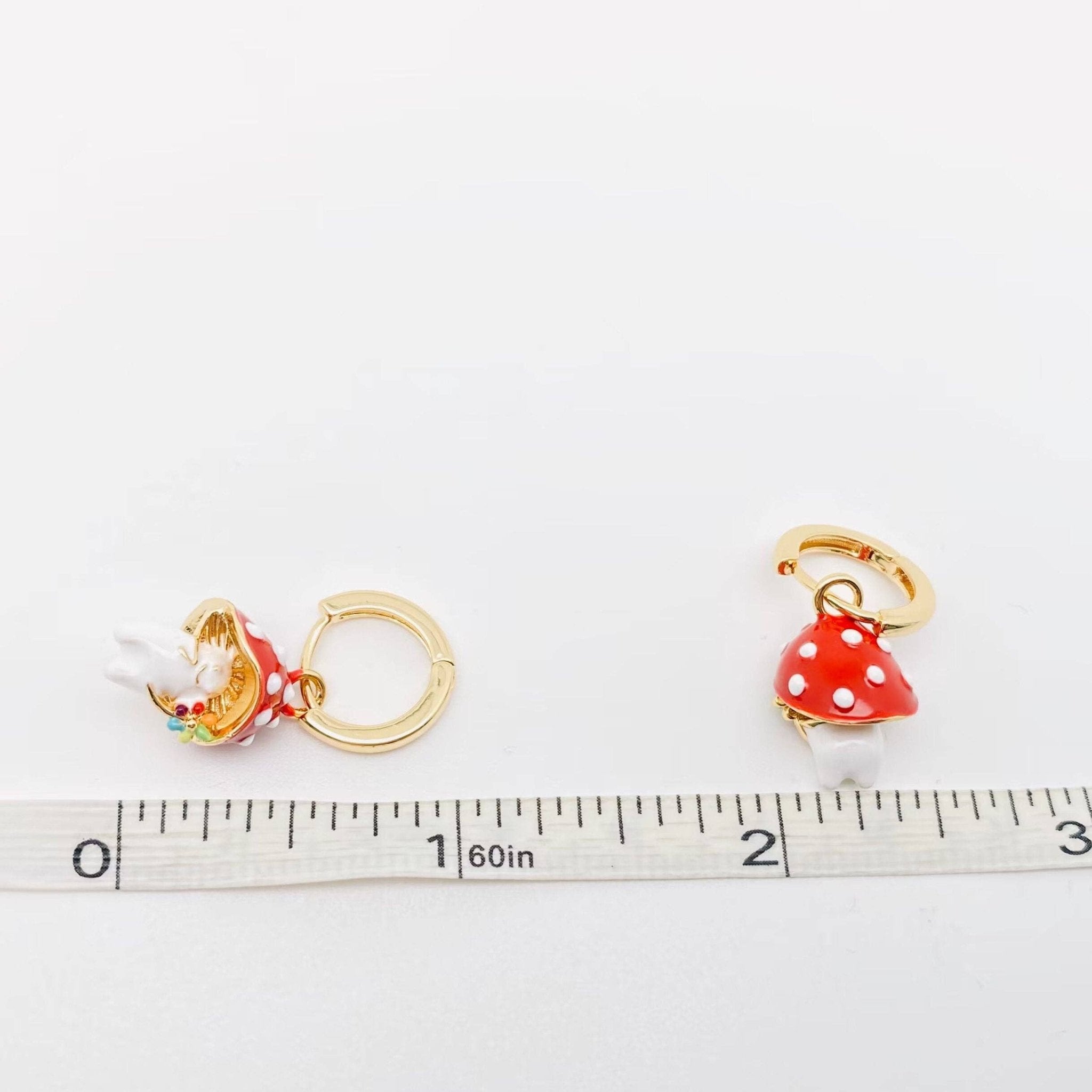 3D Enamel Cute Mushroom Huggie Hoop Earrings - Spiral Circle
