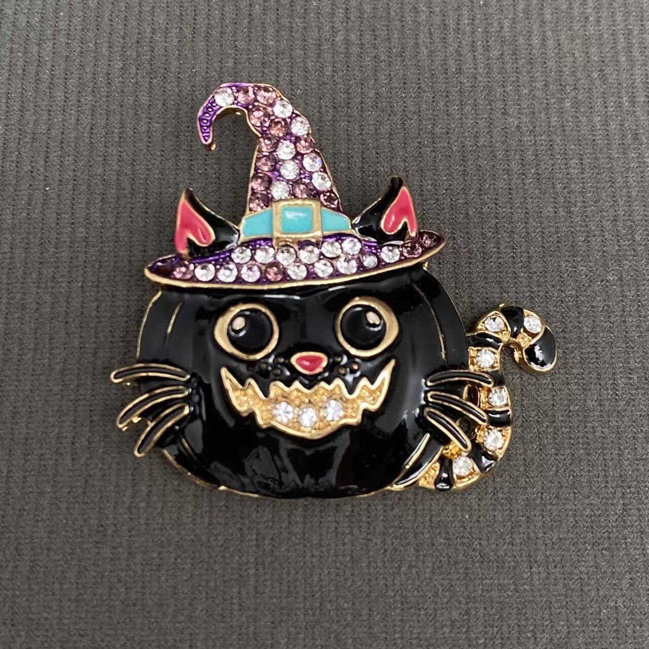 Halloween Cat With Wizard Hat Brooch