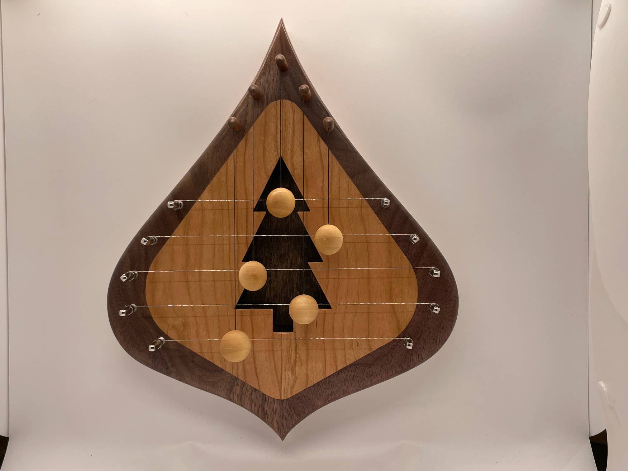 5 String Door Harp Walnut border with Cherry inlay - Spiral Circle