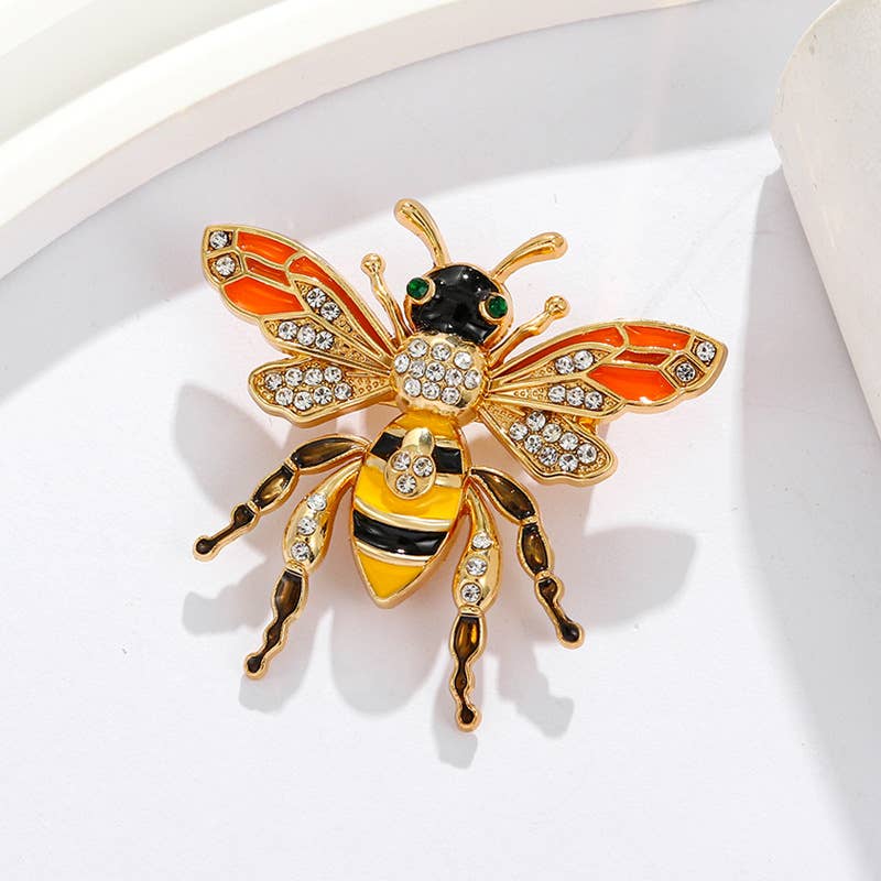 Bee Brooch - Spiral Circle