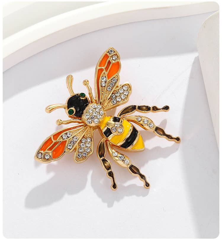 Bee Brooch - Spiral Circle
