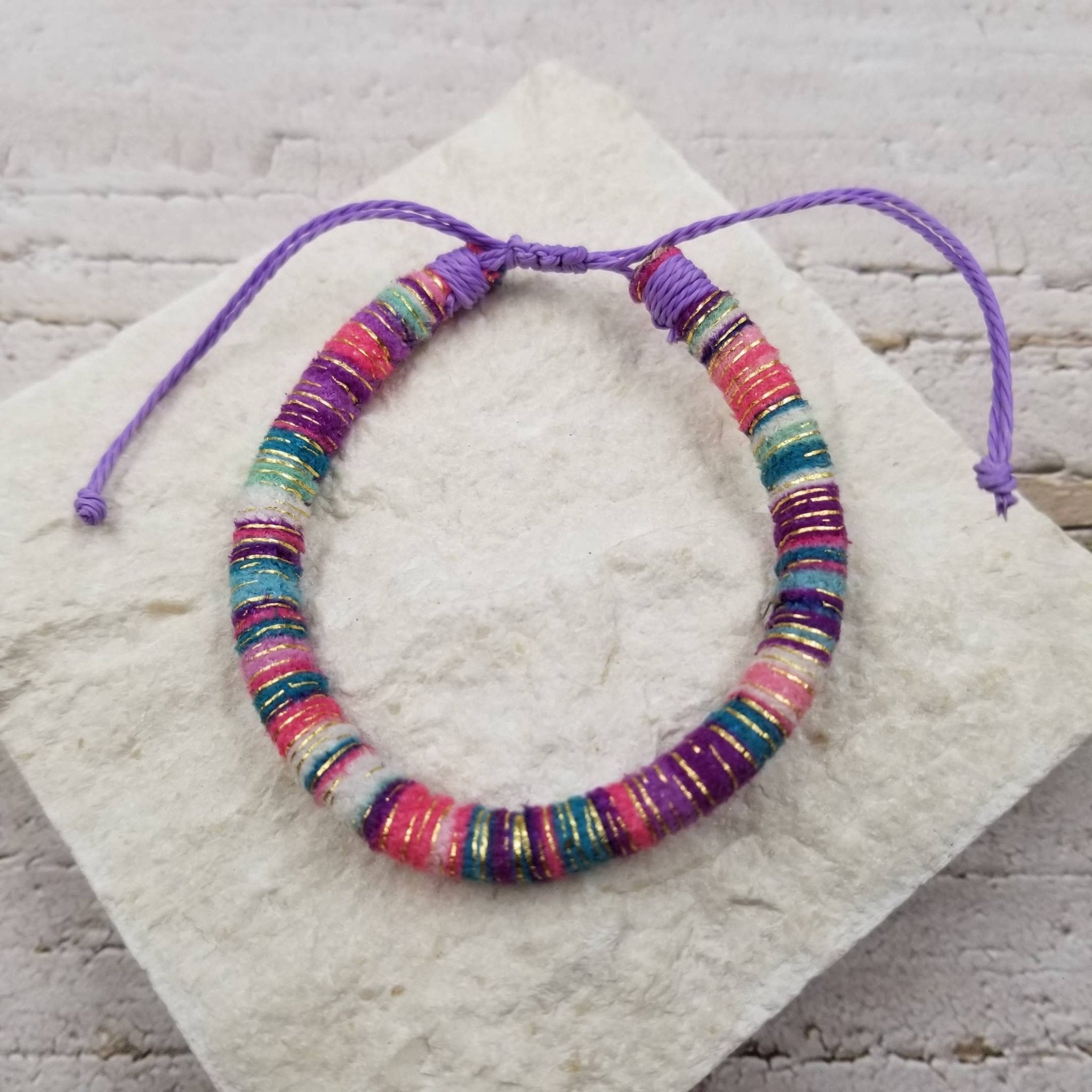 Boho Gold Wire Circle Friendship Bracelet - Spiral Circle