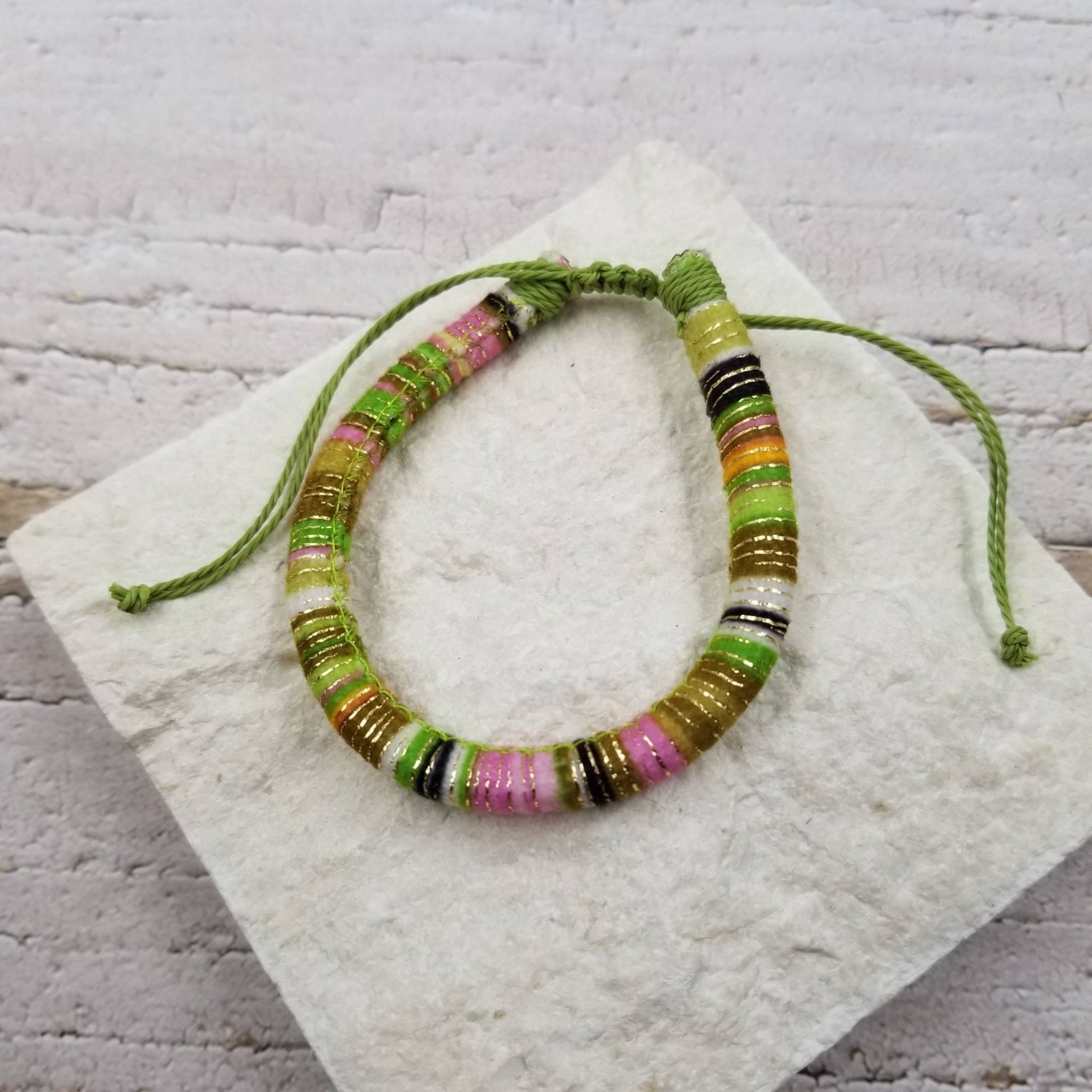 Boho Gold Wire Circle Friendship Bracelet - Spiral Circle