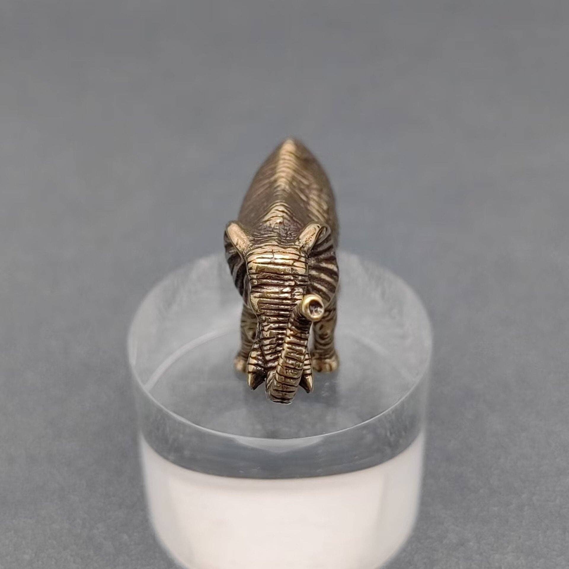 Brass Elephant Desktop Ornaments Decoration - Spiral Circle