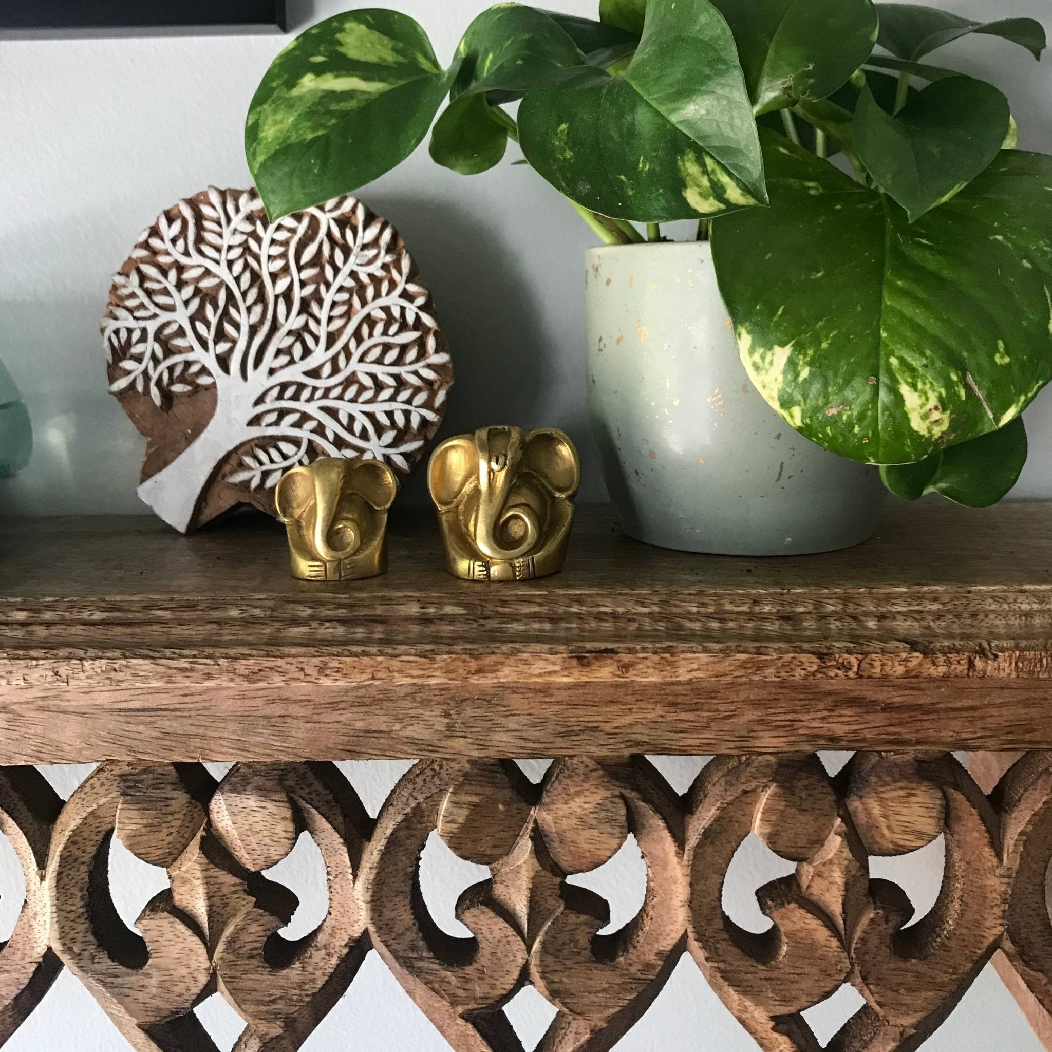 Brass Ganesh Figurine - Spiral Circle