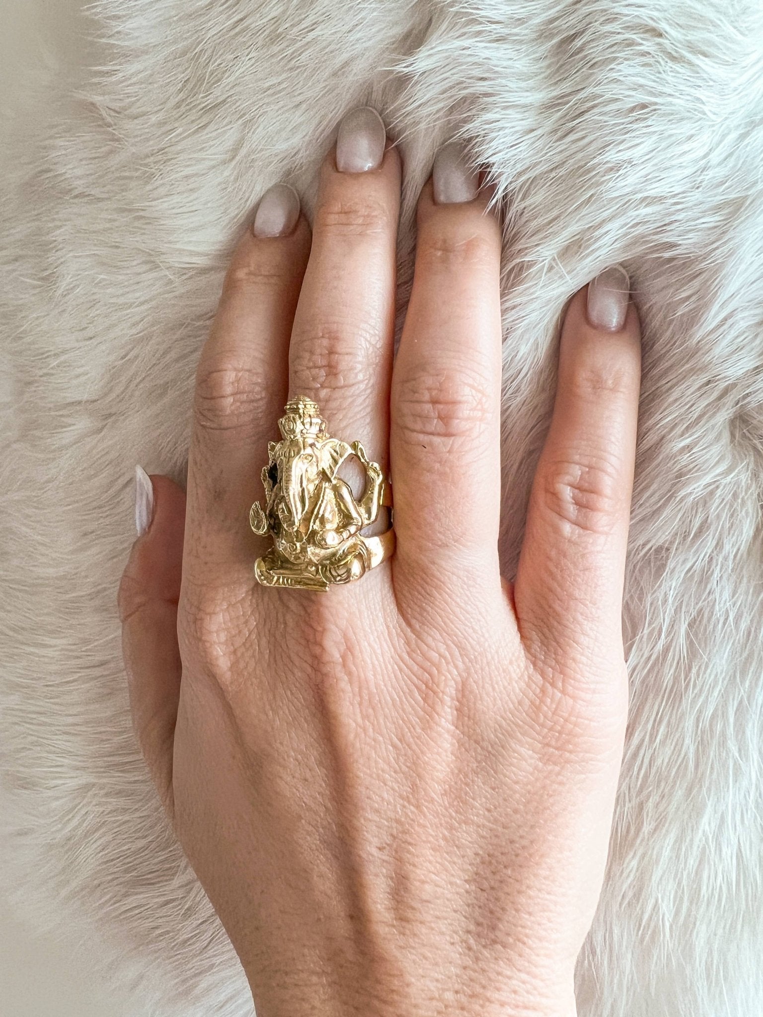 Brass Ganesh Ring - Spiral Circle