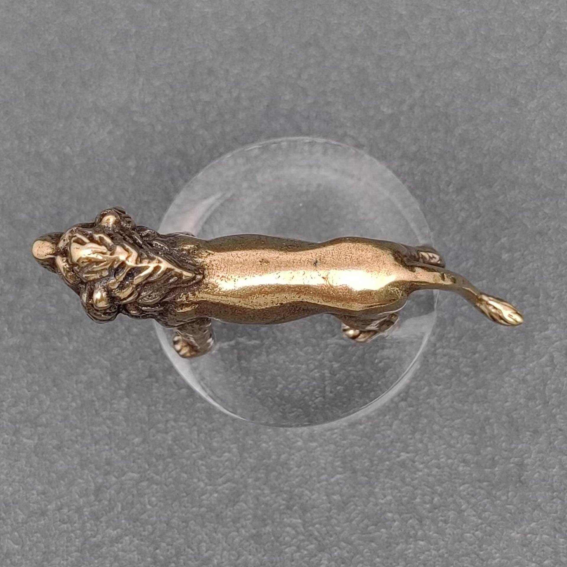 Brass Lion Desktop Ornaments Decorations - Spiral Circle