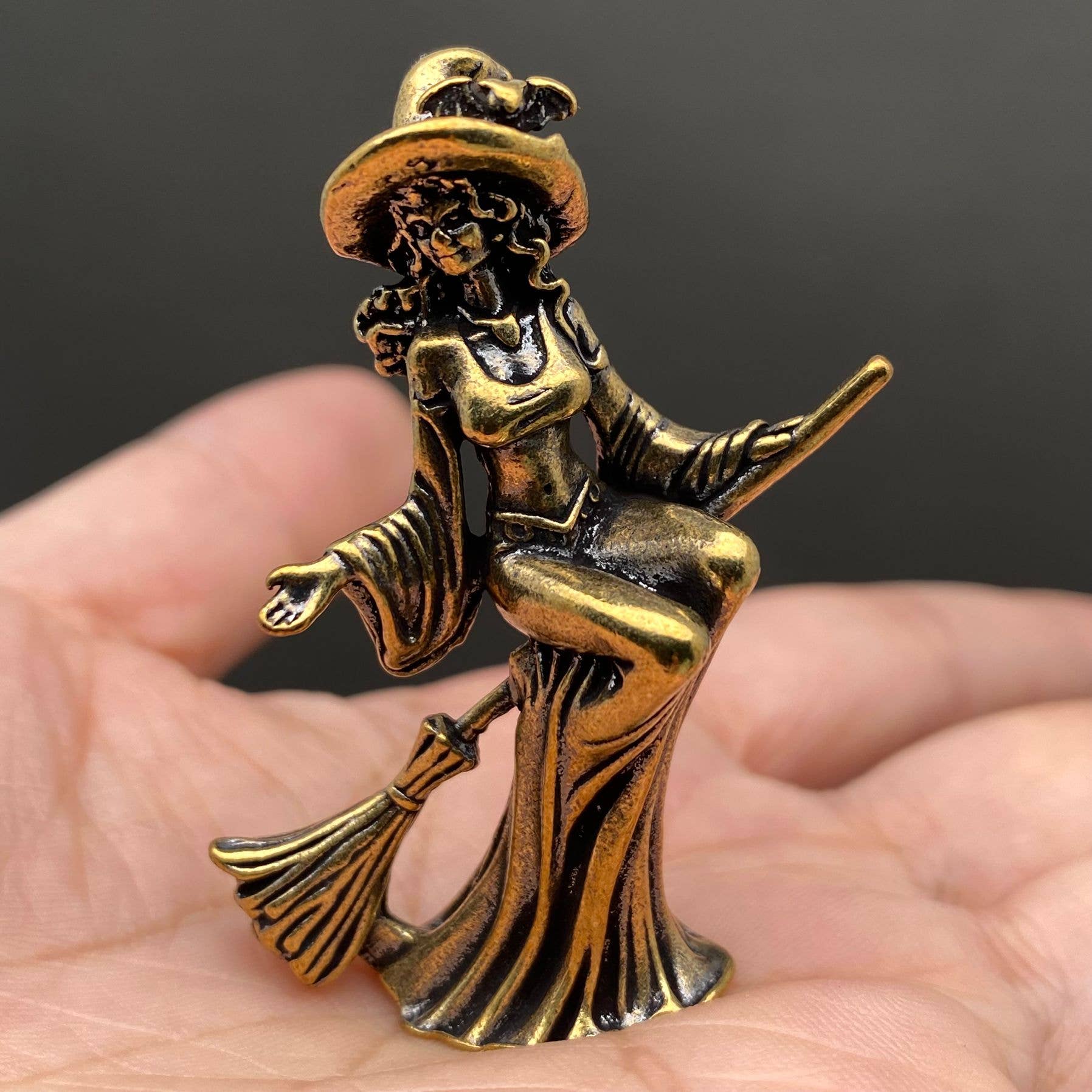 Brass Witch Crafts Decoration Desktop Ornaments - Spiral Circle