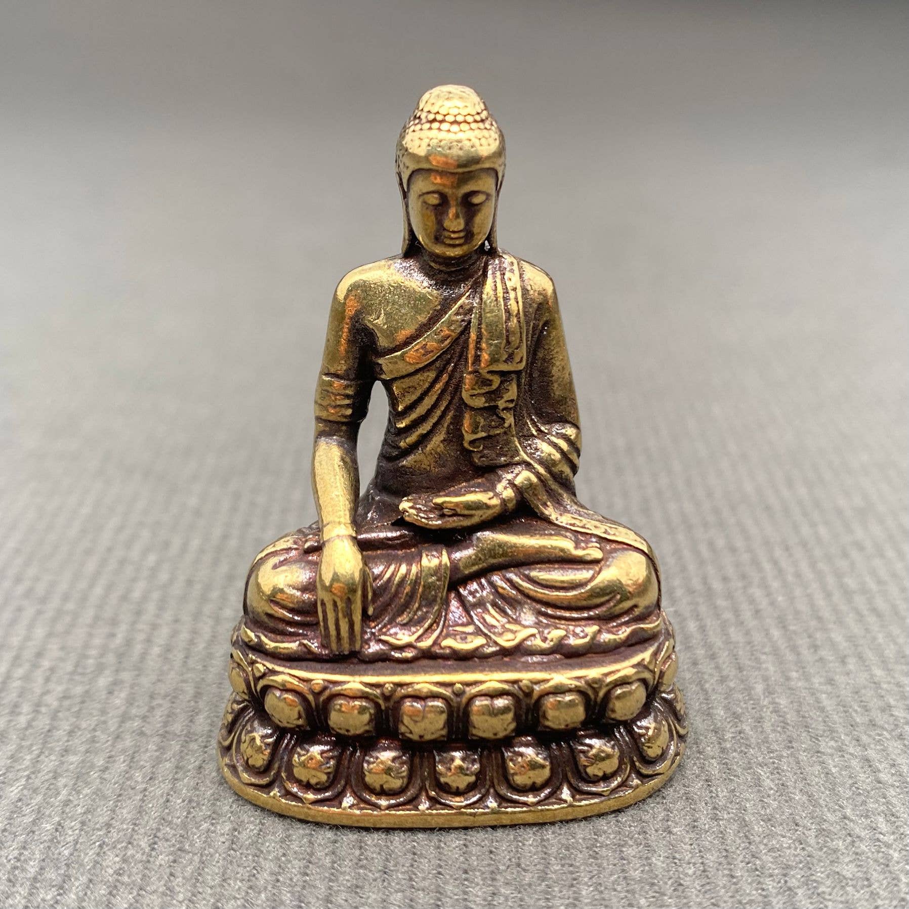 Buddha | Brass Figurine - Spiral Circle