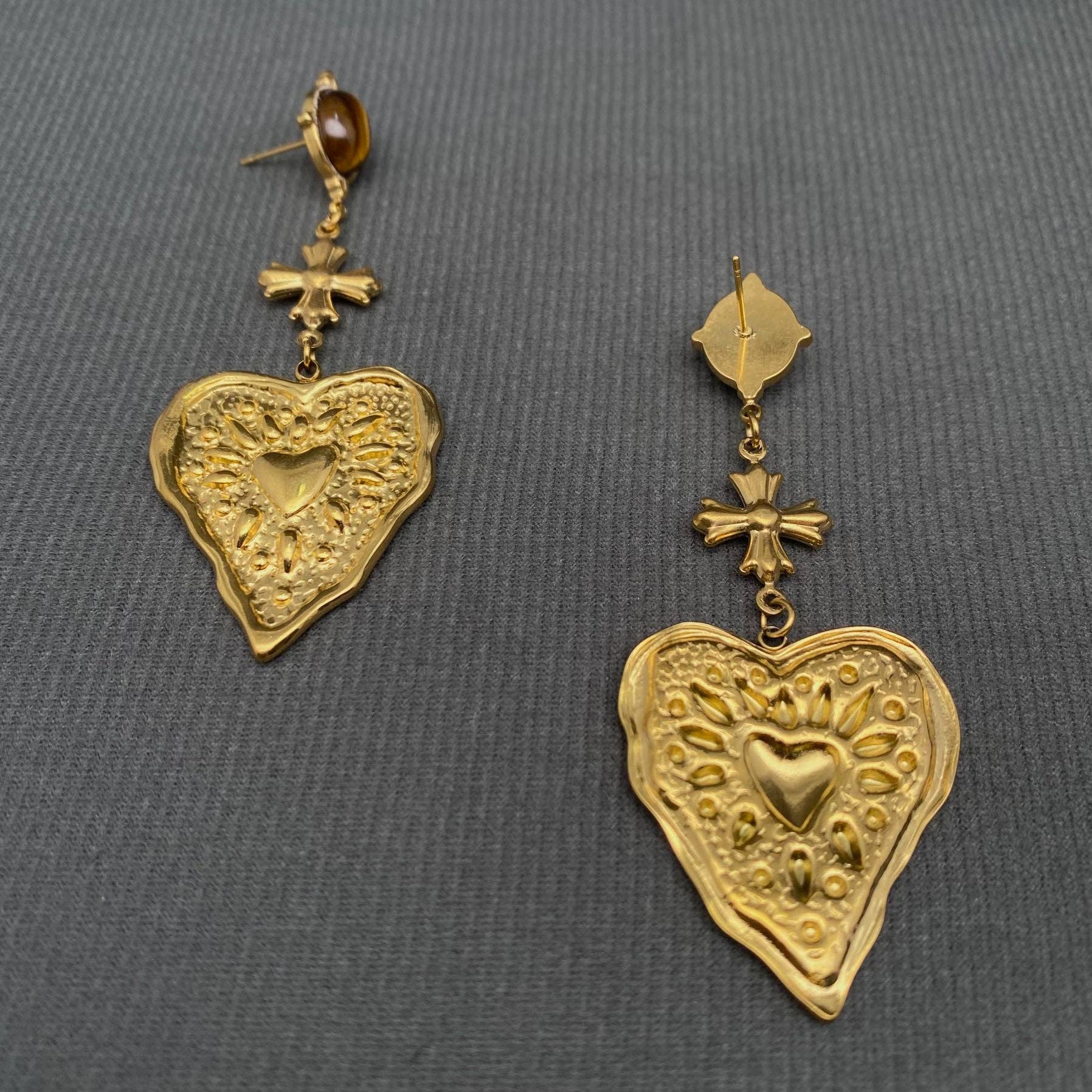 Hammered Heart-Shaped Earrings | 8K Golden