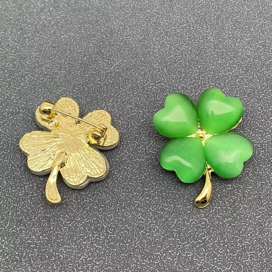 Cat's Eye Stone Design Four - leaf Clover Brooch - Spiral Circle