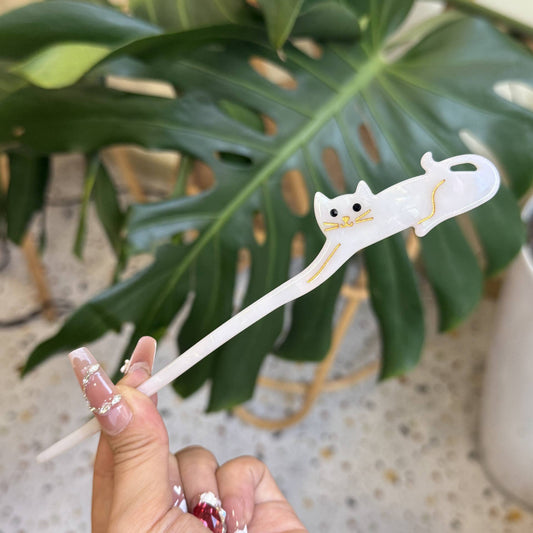 Chic & Colorful Cat Shaped Acetate Hairpins - Spiral Circle