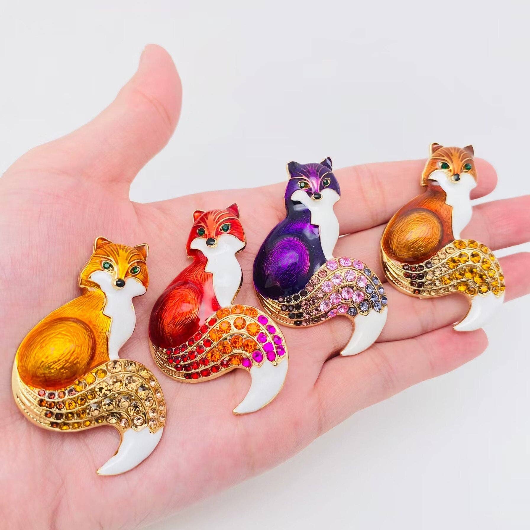 Color Enamel Fox Brooch Animal Pin - Spiral Circle