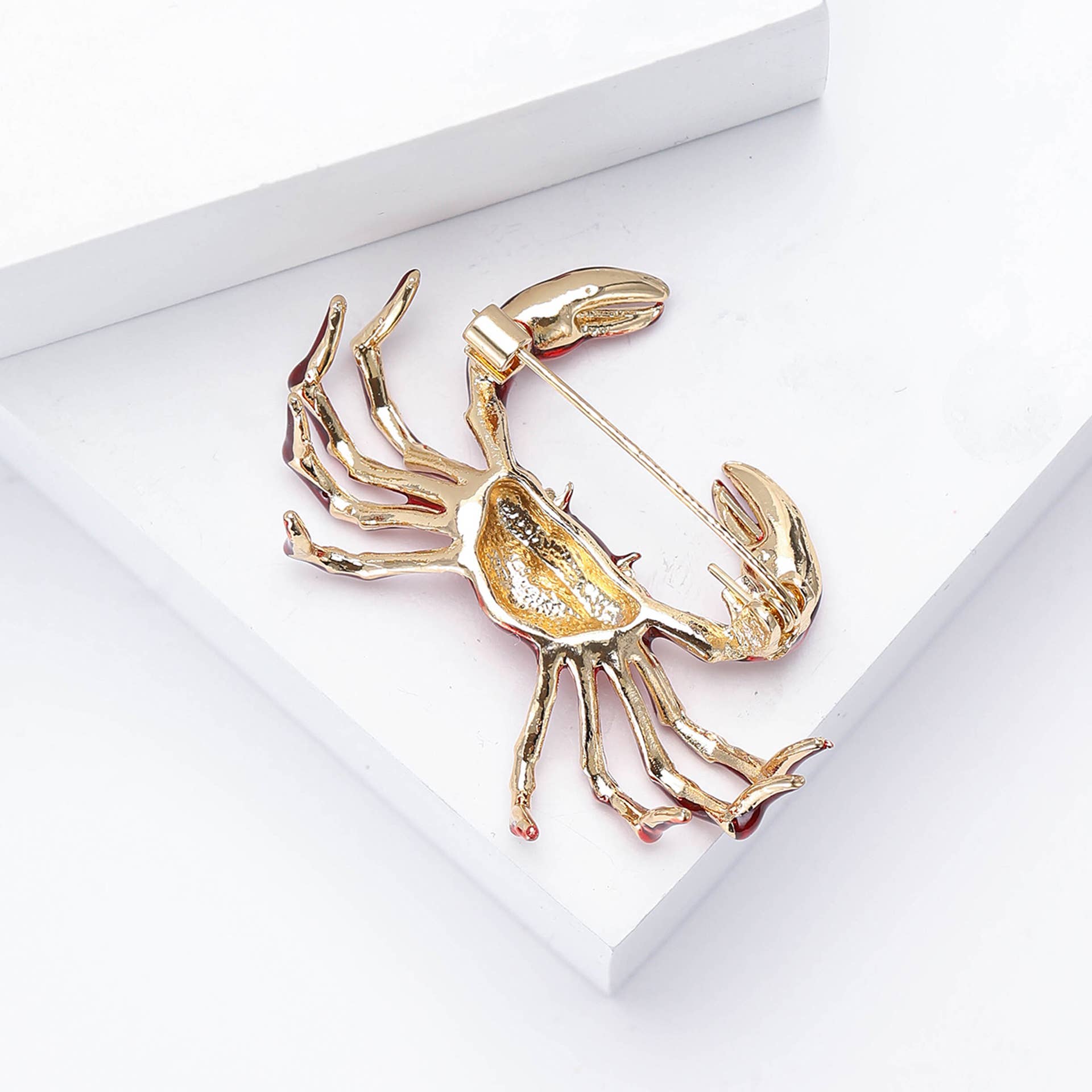 Crab Brooch - Spiral Circle
