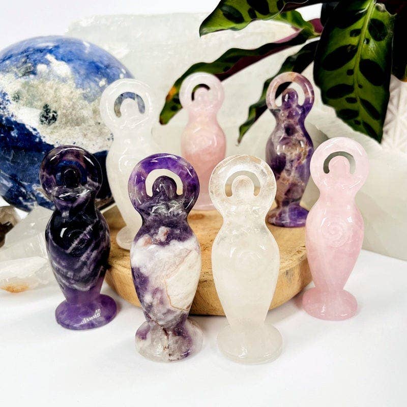 Crystal Earth Goddess Figurine - Spiral Circle