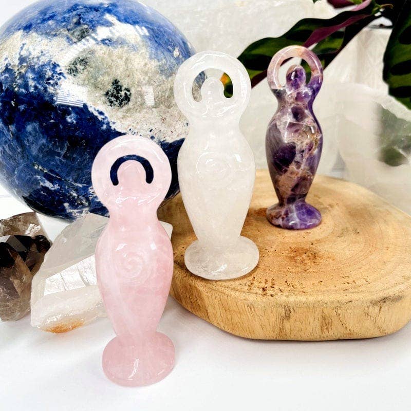 Crystal Earth Goddess Figurine - Spiral Circle