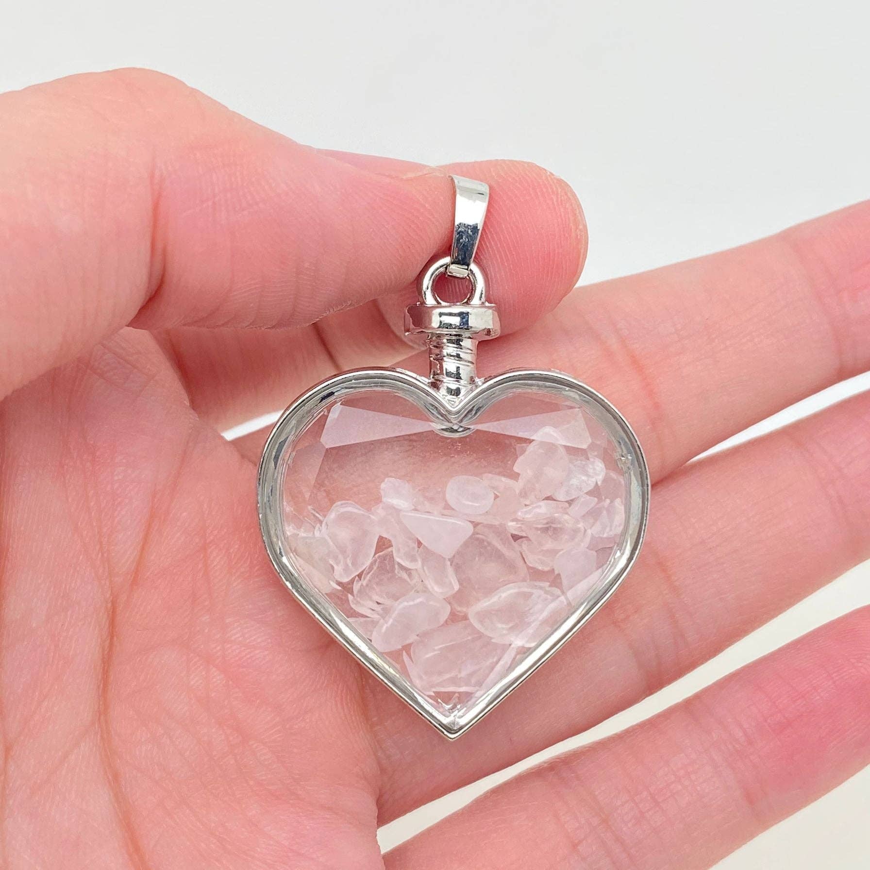 Crystal Gravel In Heart - Shaped Glass Bottle Pendant - CS - Spiral Circle