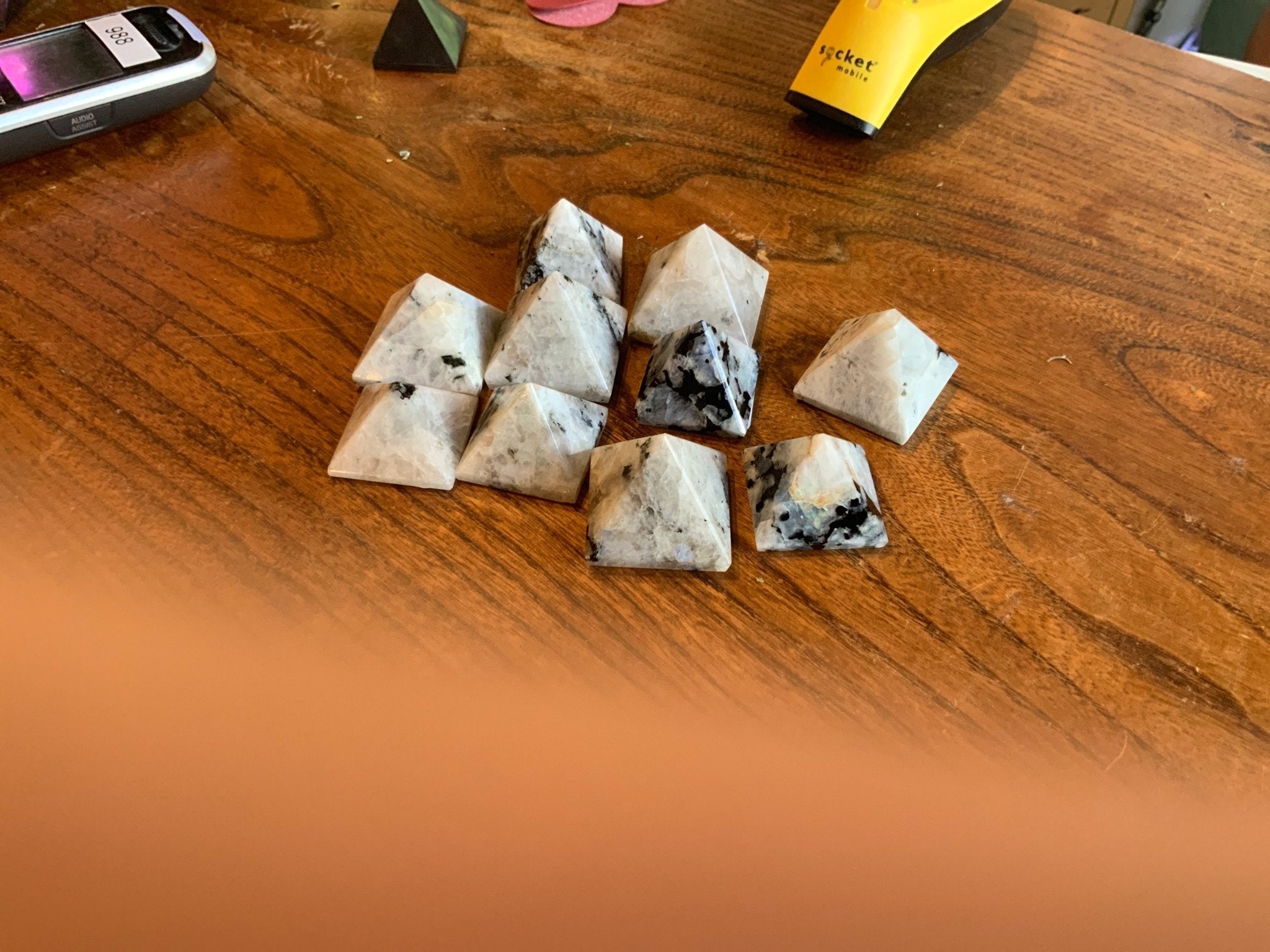 Crystal Pyramid | 1 inch base - Spiral Circle