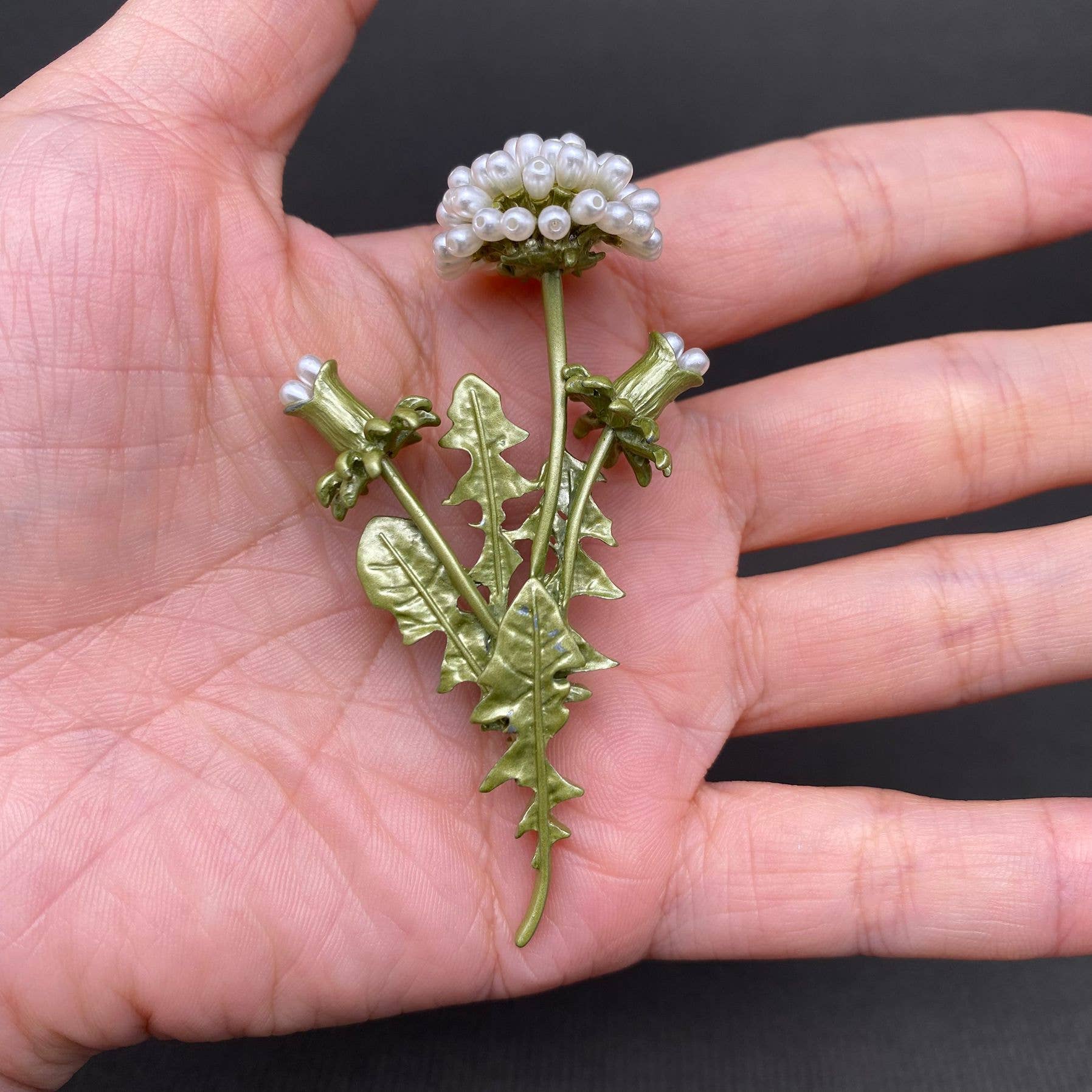 Dandelion Brooch - Spiral Circle