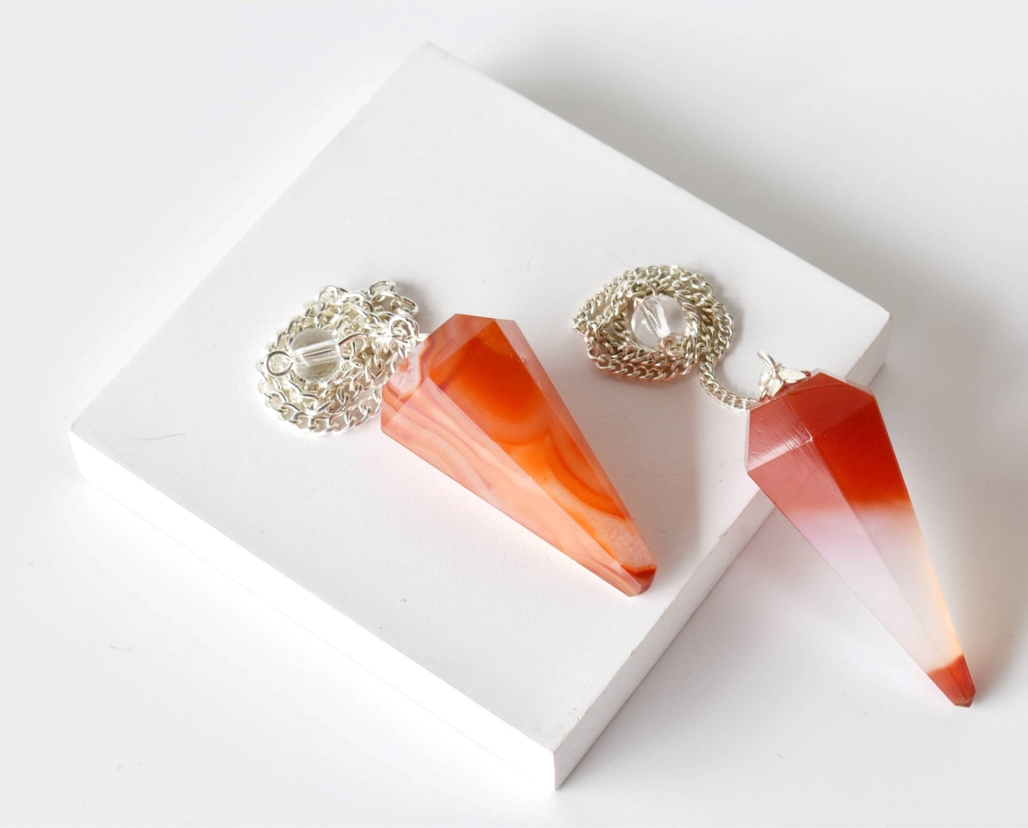Dowsing Pendulum | Carnelian | Faceted Crystal Pendulum - Spiral Circle