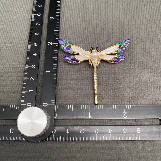 Dragonfly Brooch - Spiral Circle
