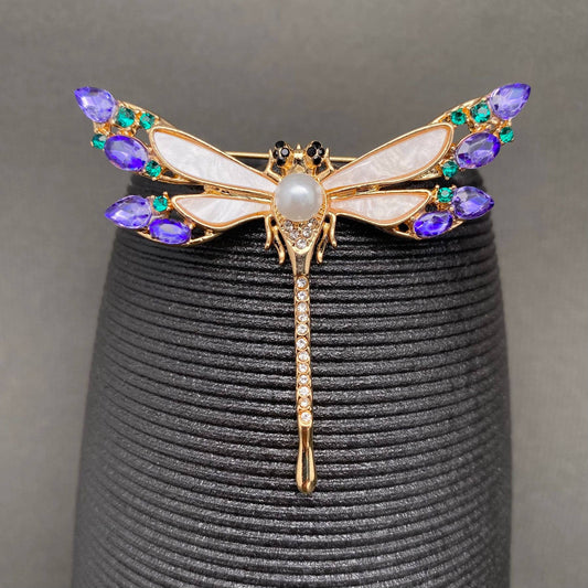 Dragonfly Brooch - Spiral Circle