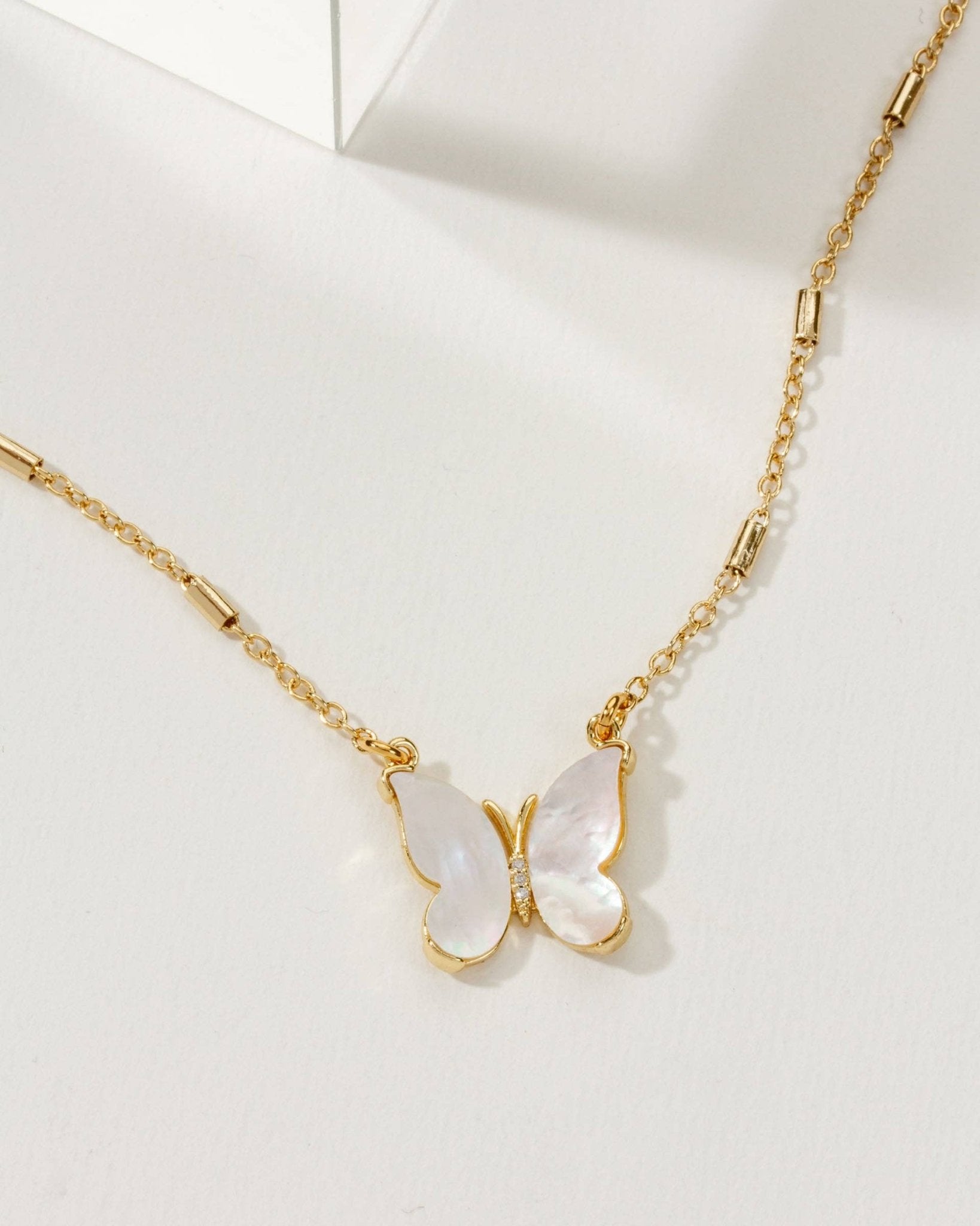 Flutter Station Necklace | Mother of Pearl - Spiral Circle
