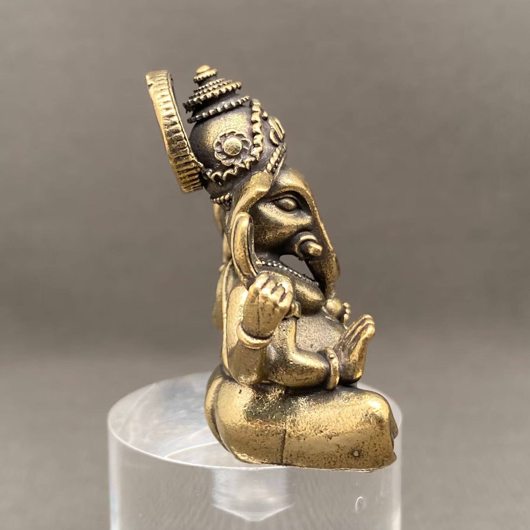 Ganesha | Brass Figurine - Spiral Circle
