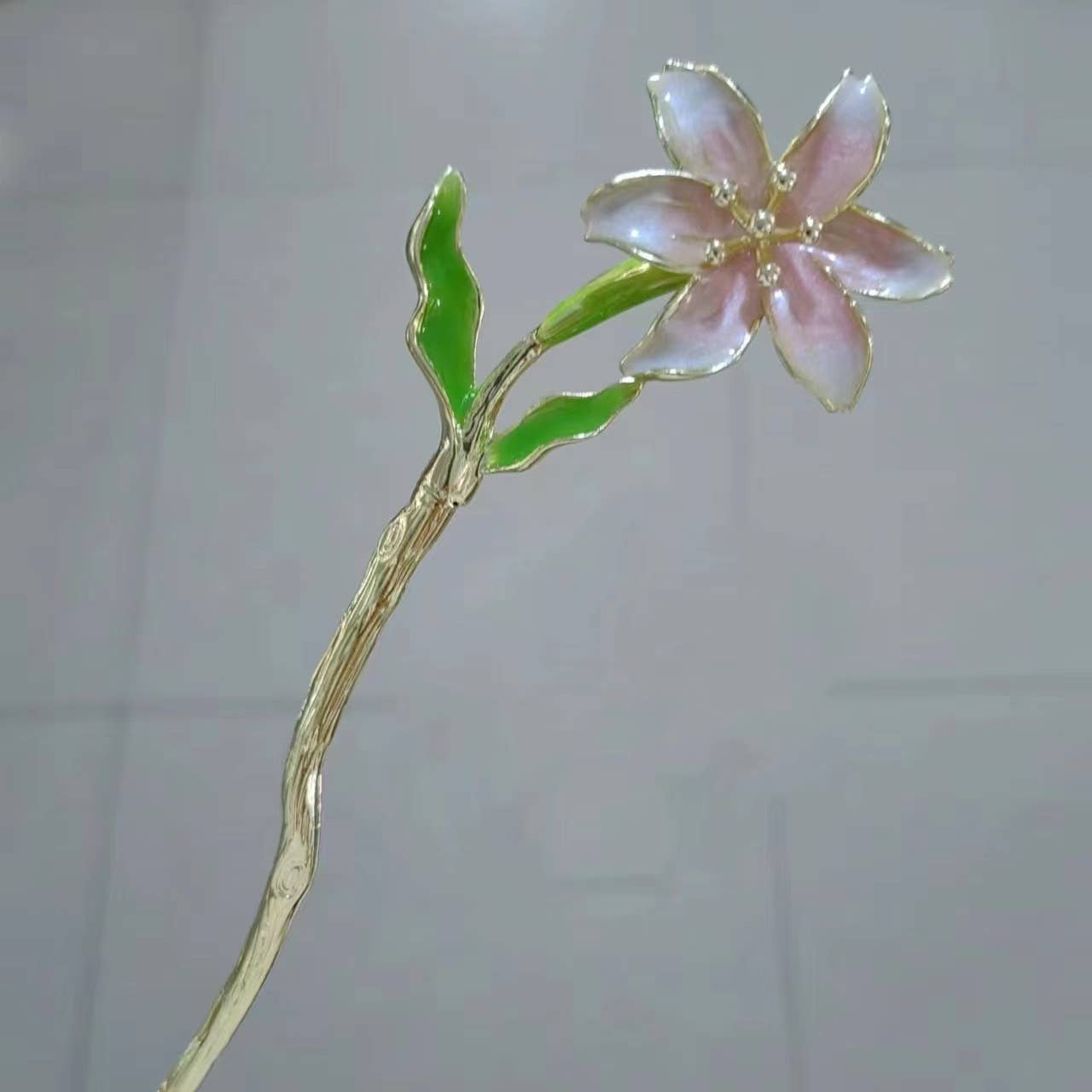 Gardenia Flower Hairpin - Spiral Circle