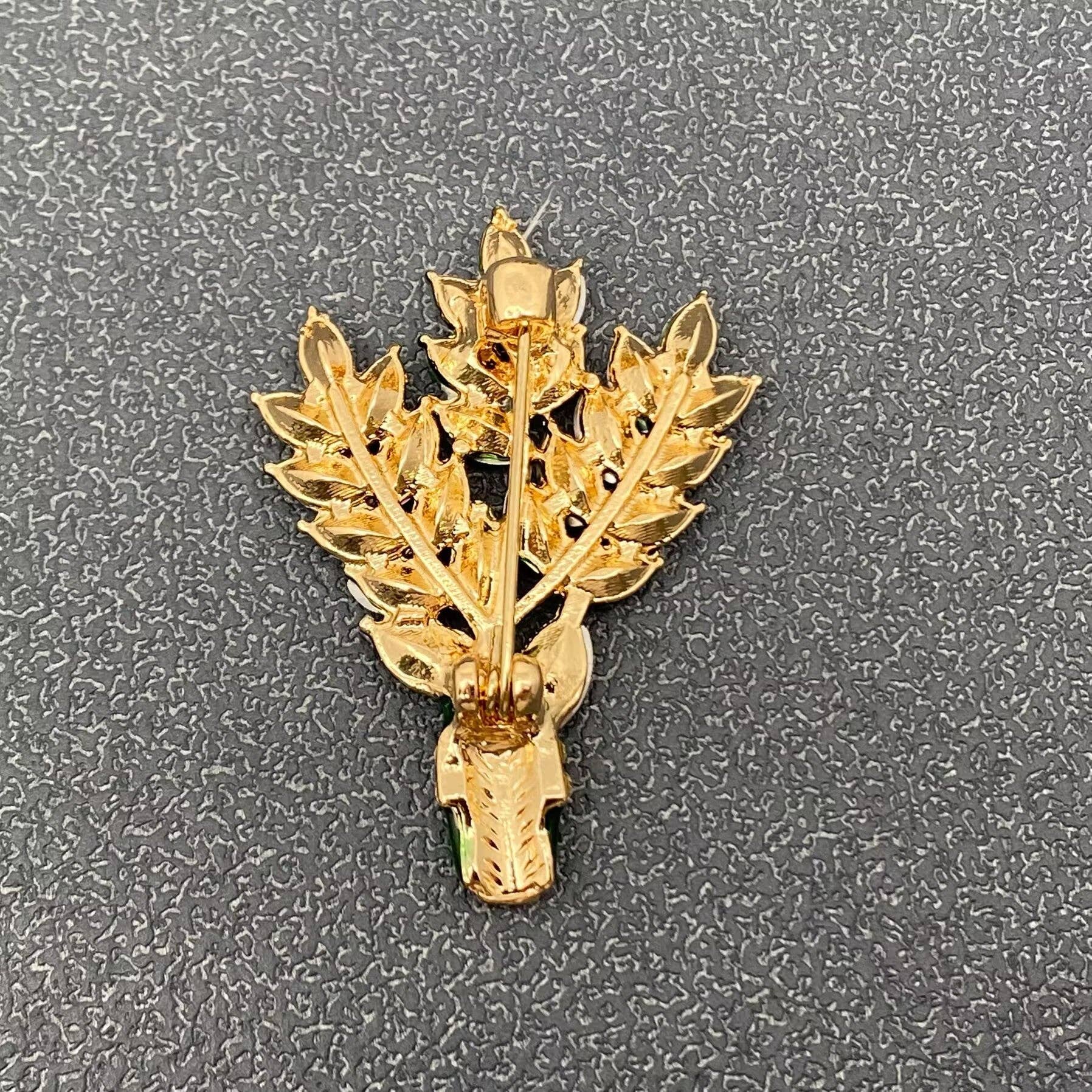 Glass & Rhinestone Lavender Brooch - Spiral Circle