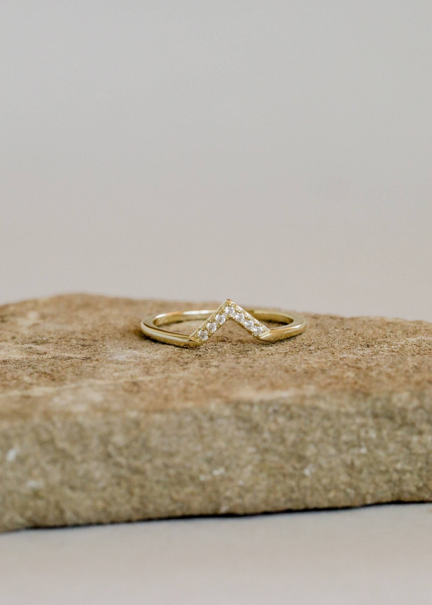 Gold Rings - Lambda - Spiral Circle