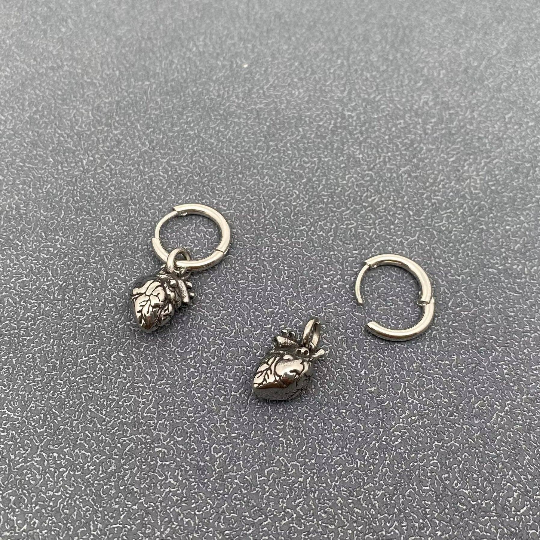 Gothic Heart Huggie Earrings - Spiral Circle