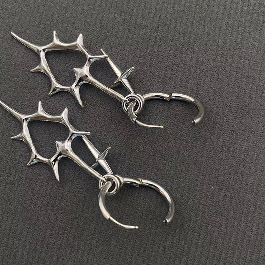 Gothic Thorns Hollow Heart Earrings - Spiral Circle