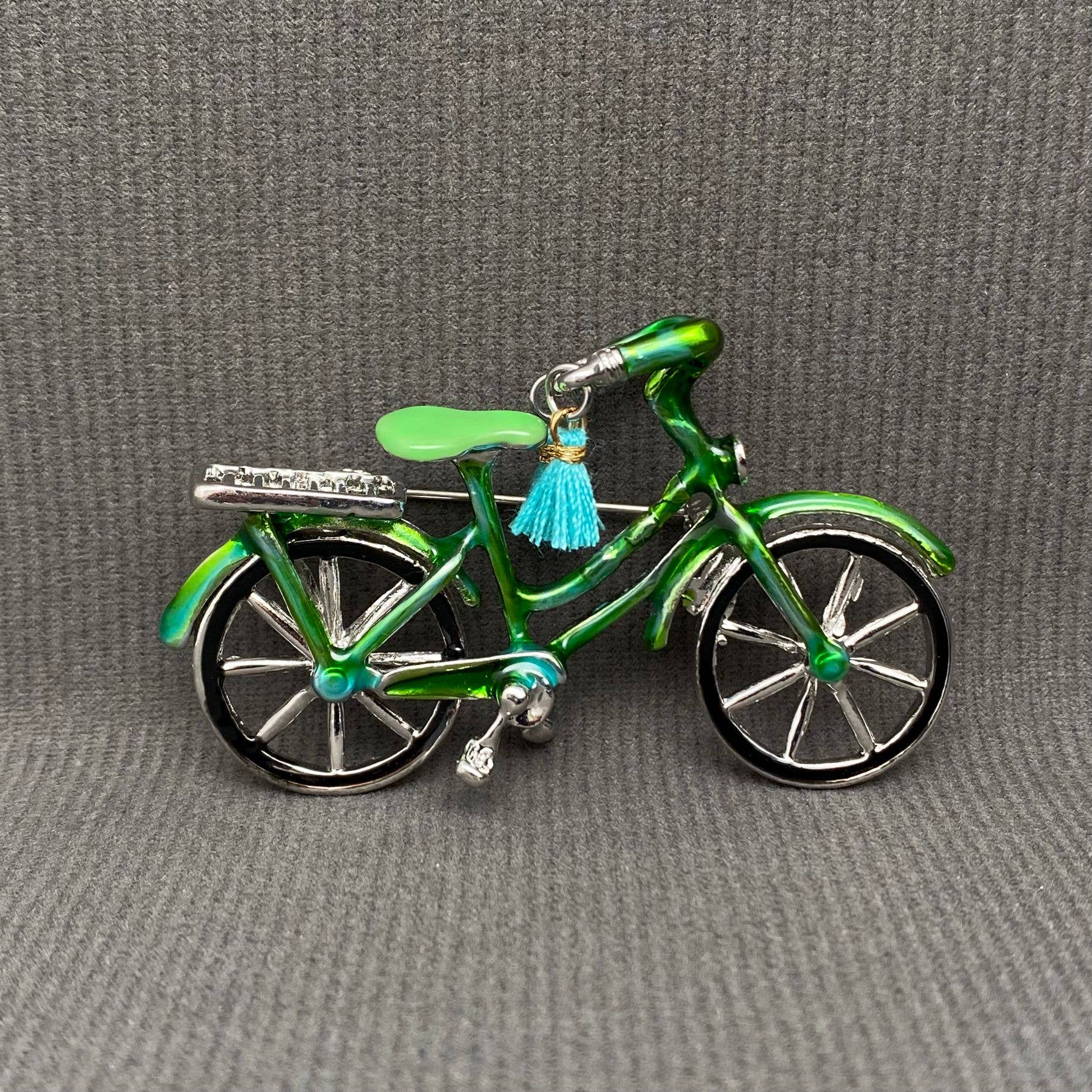 Green Bicycle Brooch - Spiral Circle