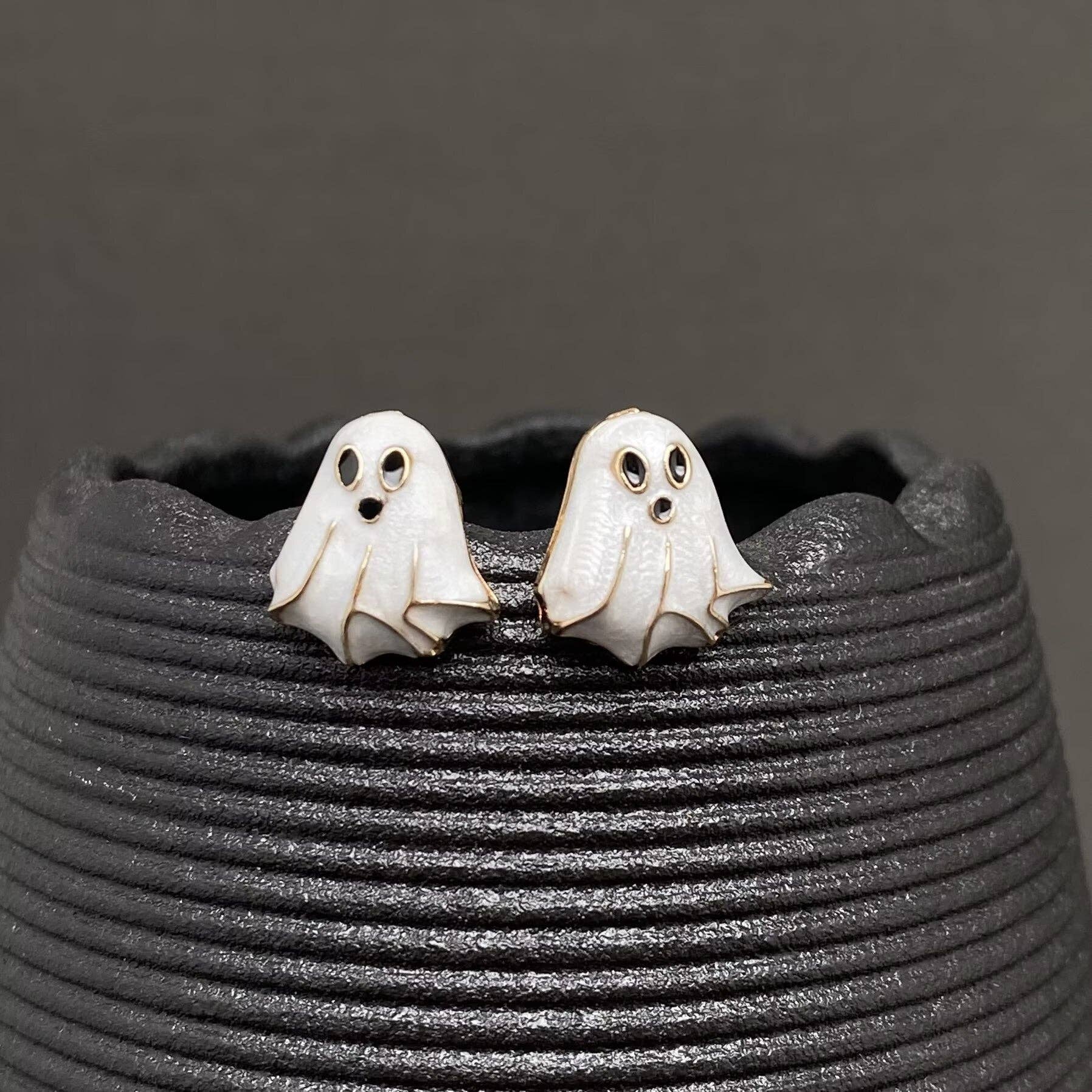 Halloween Enamel Ghost Ear Studs - Spiral Circle