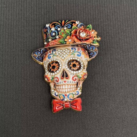 Halloween Skull With Top Hat Brooch - Spiral Circle