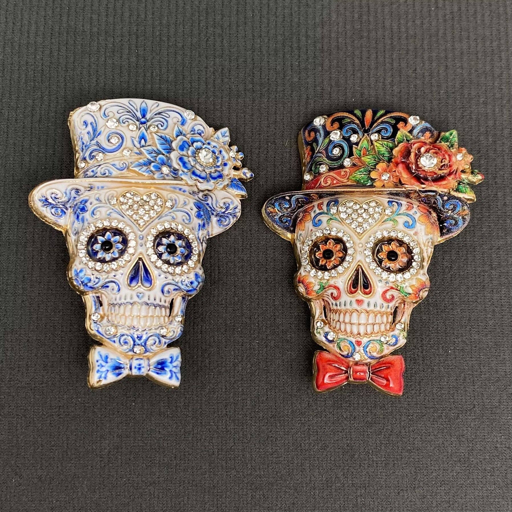Halloween Skull With Top Hat Brooch - Spiral Circle
