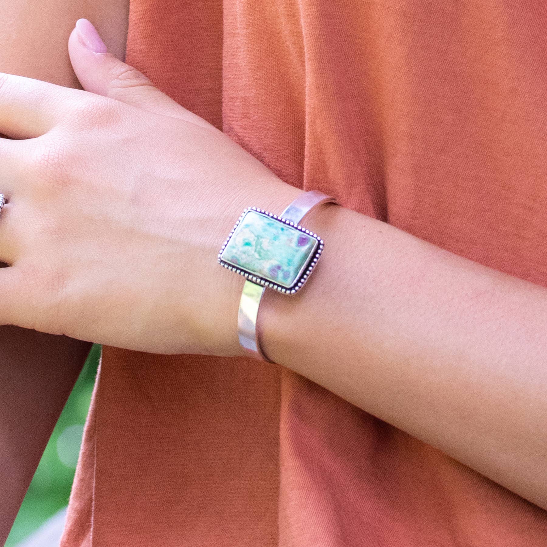 Handcrafted Kashi Semiprecious Stone Cuff - Ruby Fuchsite - Spiral Circle