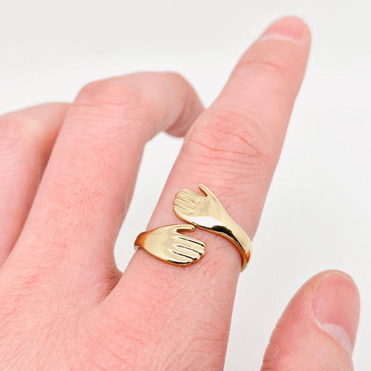 Hands Cuddling Gold Plated Stainless Steel Ring - FGS - Spiral Circle