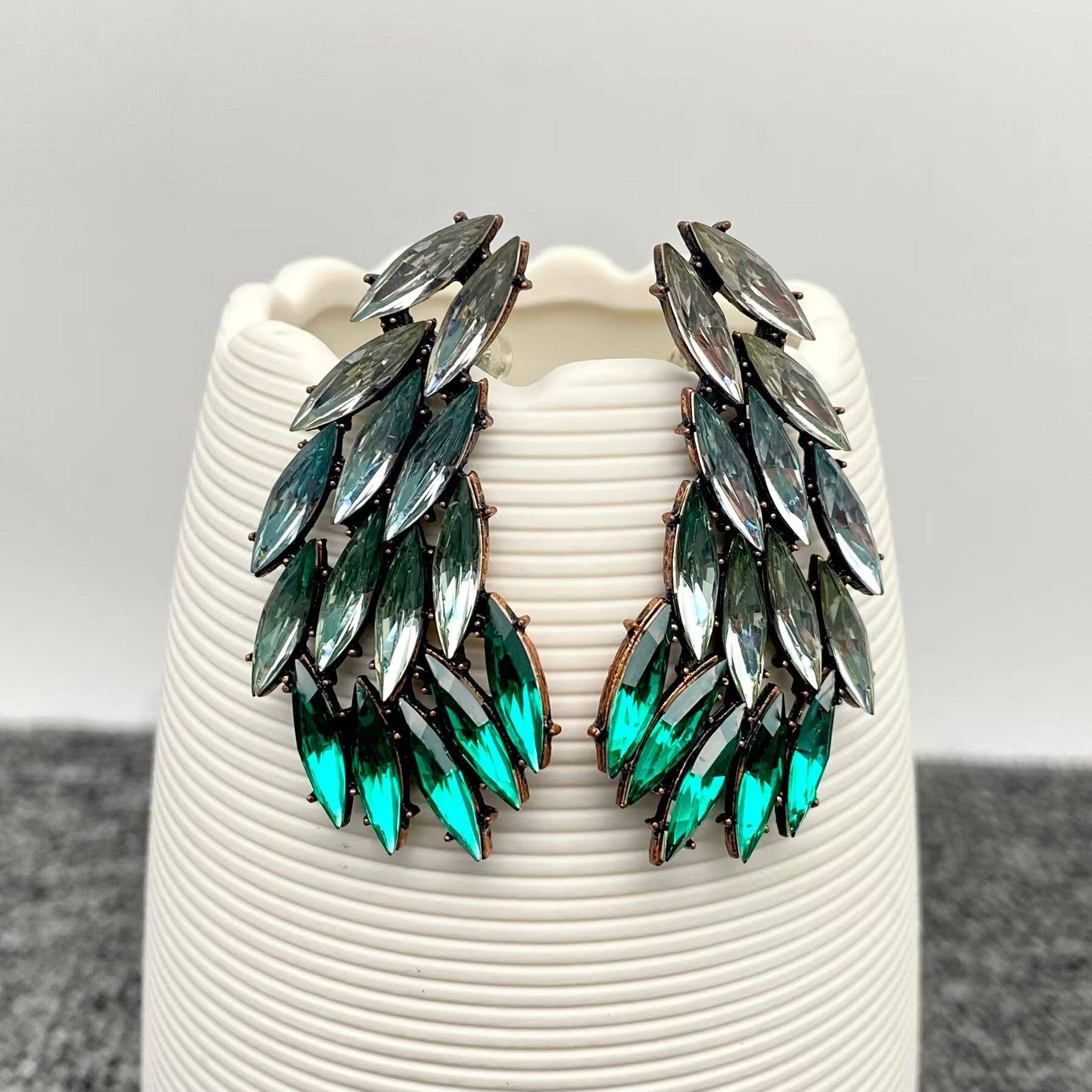 High Quality Sparkling Glass Crystal Wings Post Earrings - Spiral Circle