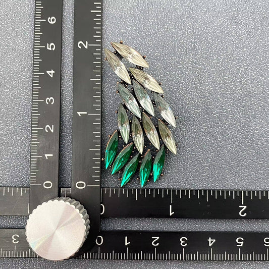 High Quality Sparkling Glass Crystal Wings Post Earrings - Spiral Circle