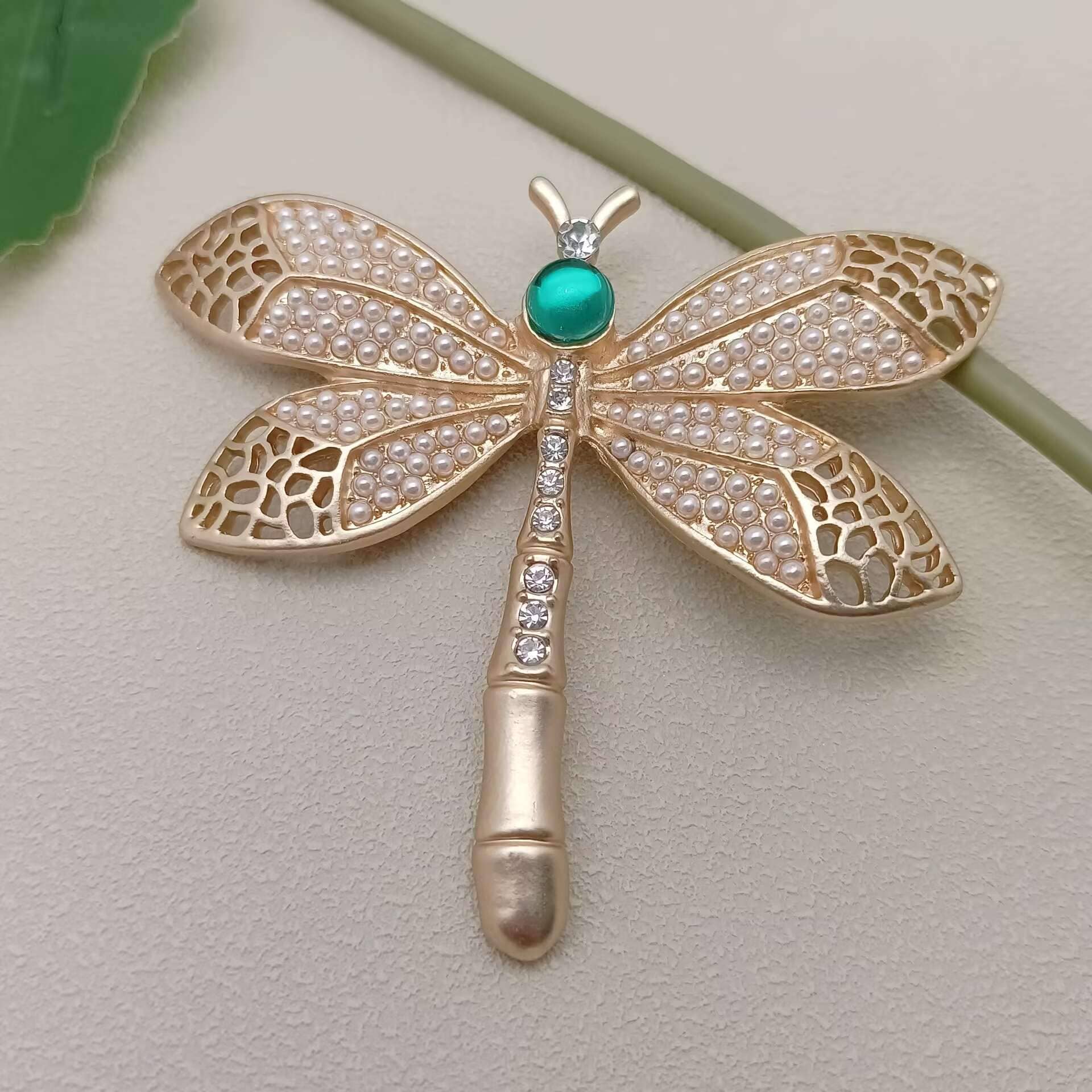Inlaid Rhinestone Vintage Matte Golden Dragonfly Brooch - Spiral Circle