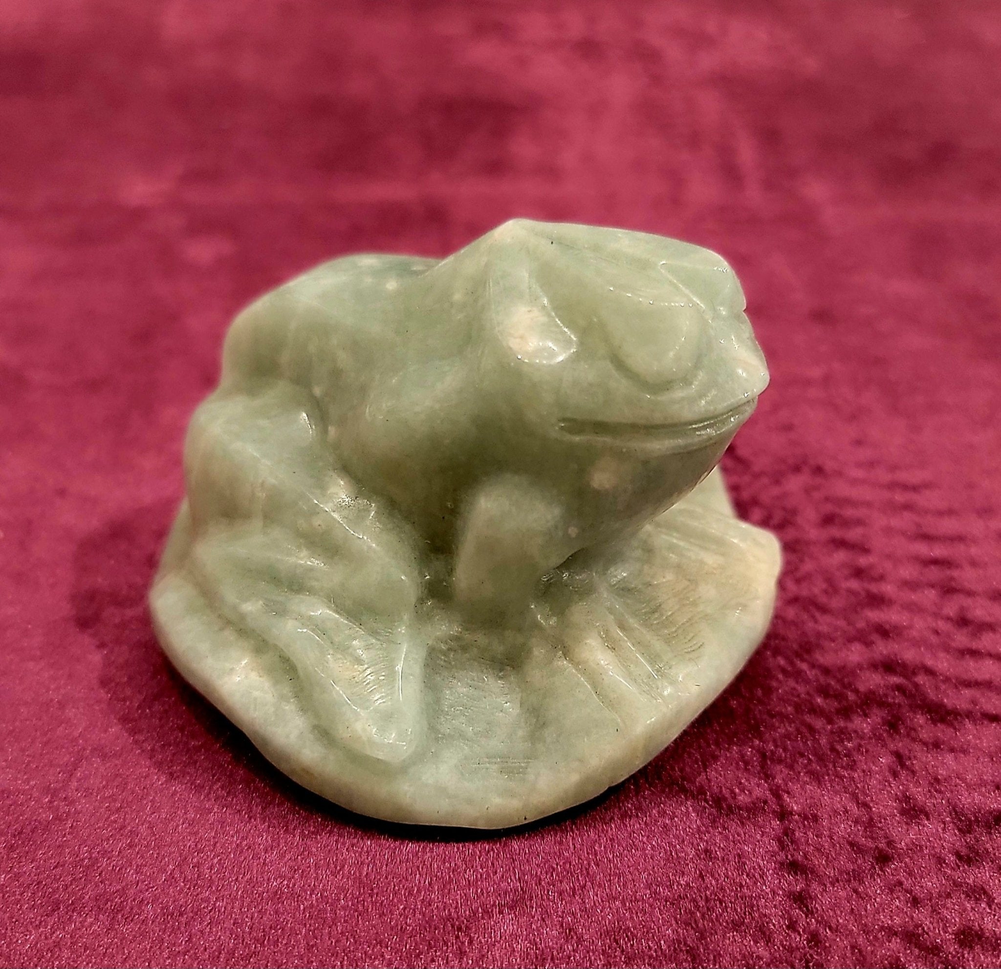 Jade Frog - Spiral Circle