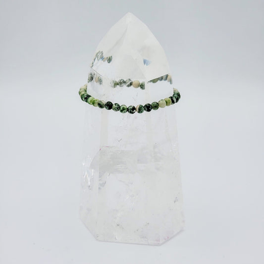 Jade, Natural Green | Stone Beaded Bracelet | 4mm - Spiral Circle