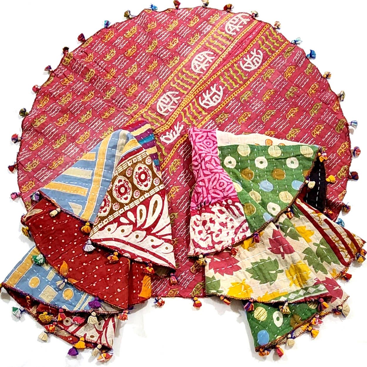 Kantha Tablecloth 25" Circle - Spiral Circle