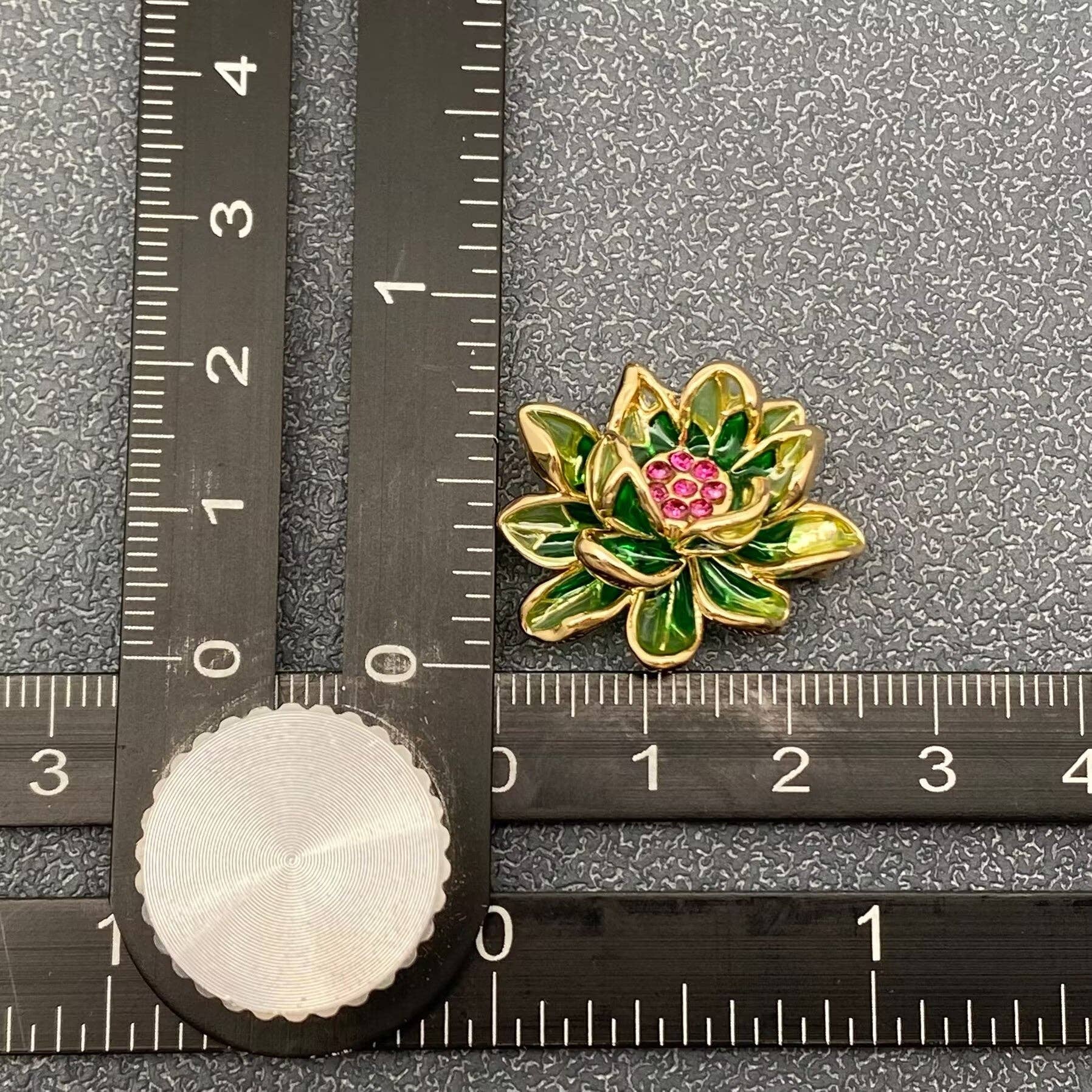 Lotus Brooch - Spiral Circle