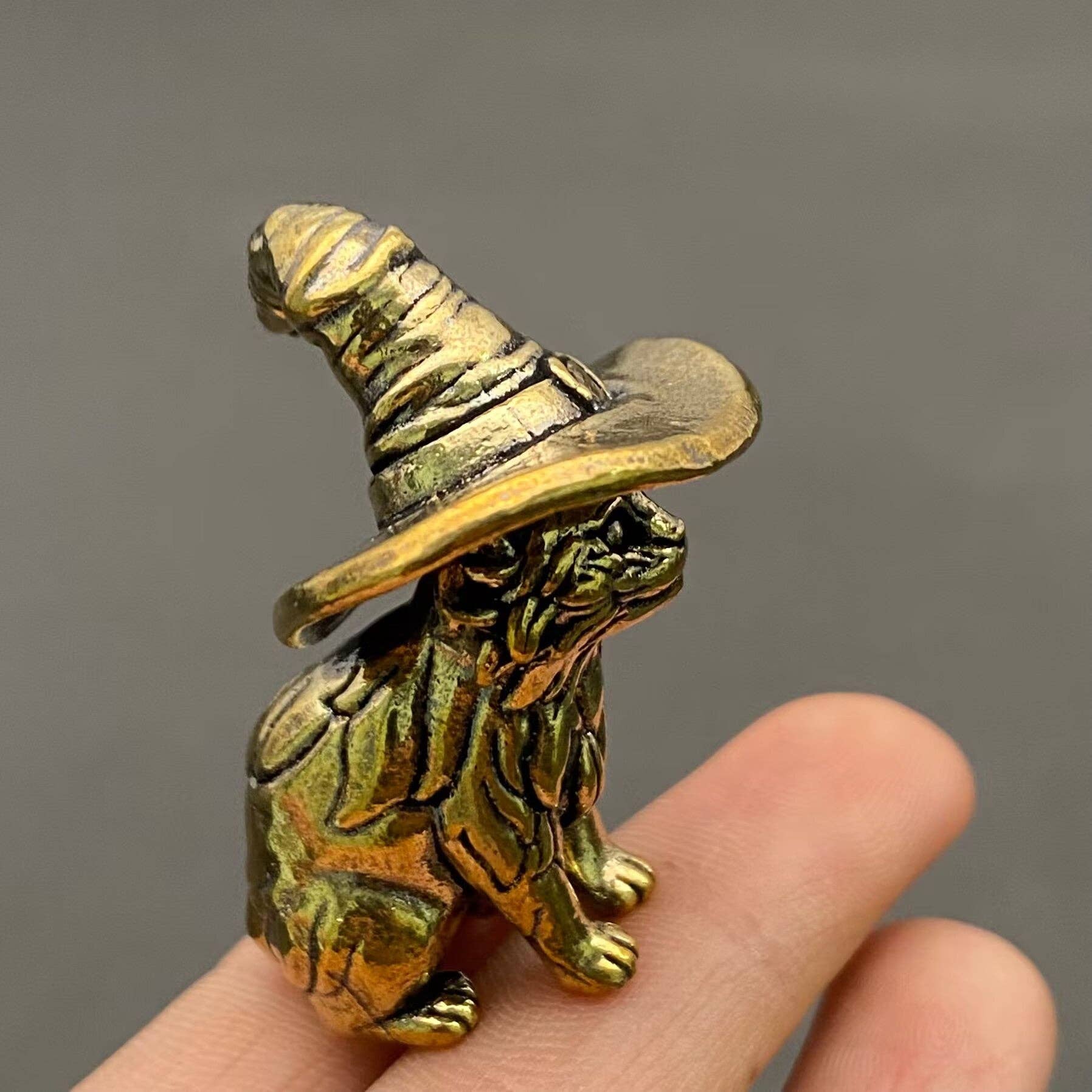Magic Cat | Brass Figurine - Spiral Circle