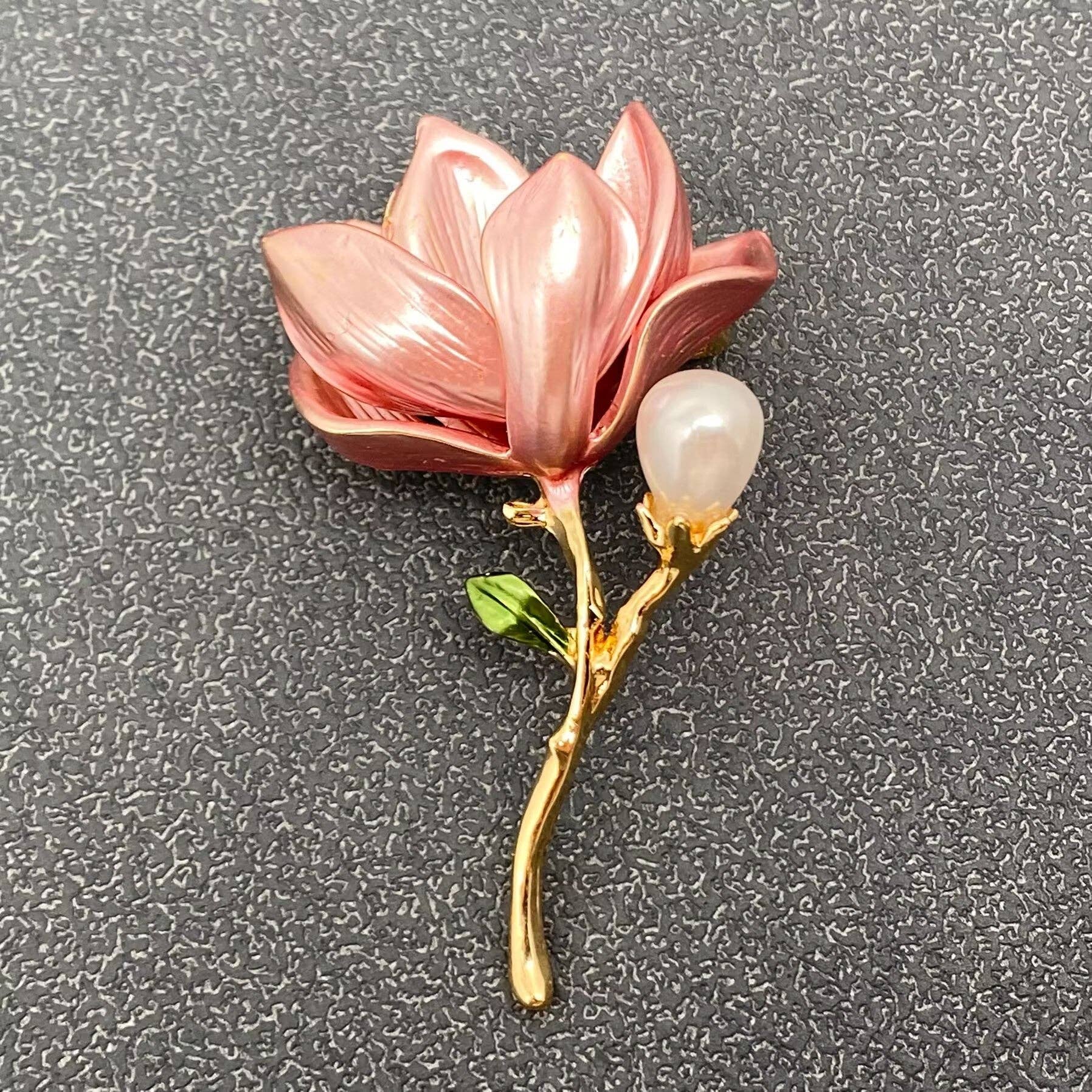Magnolia Brooch - Spiral Circle